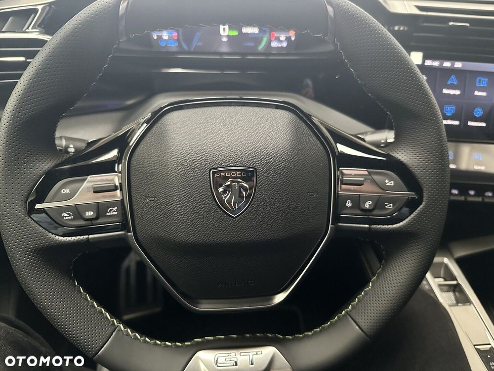 Peugeot 408 - 13