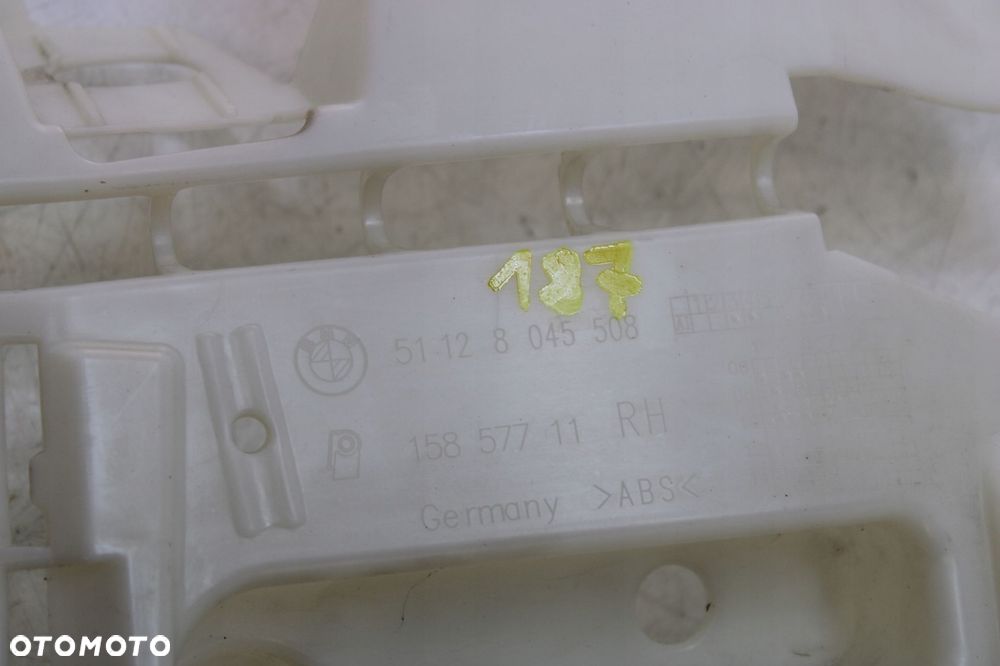BMW E82 E88 Ślizg Zderzaka Prawy Tył MPakiet 8045508 - 5