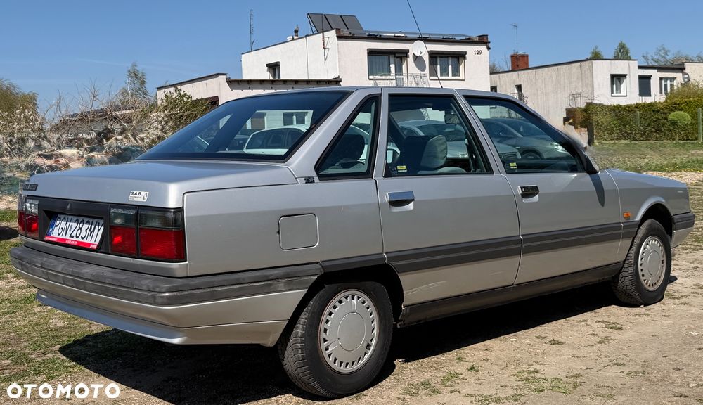 Renault 21 1.7 GTS Symphonie - 3