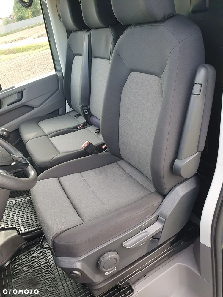 Volkswagen Crafter - 32