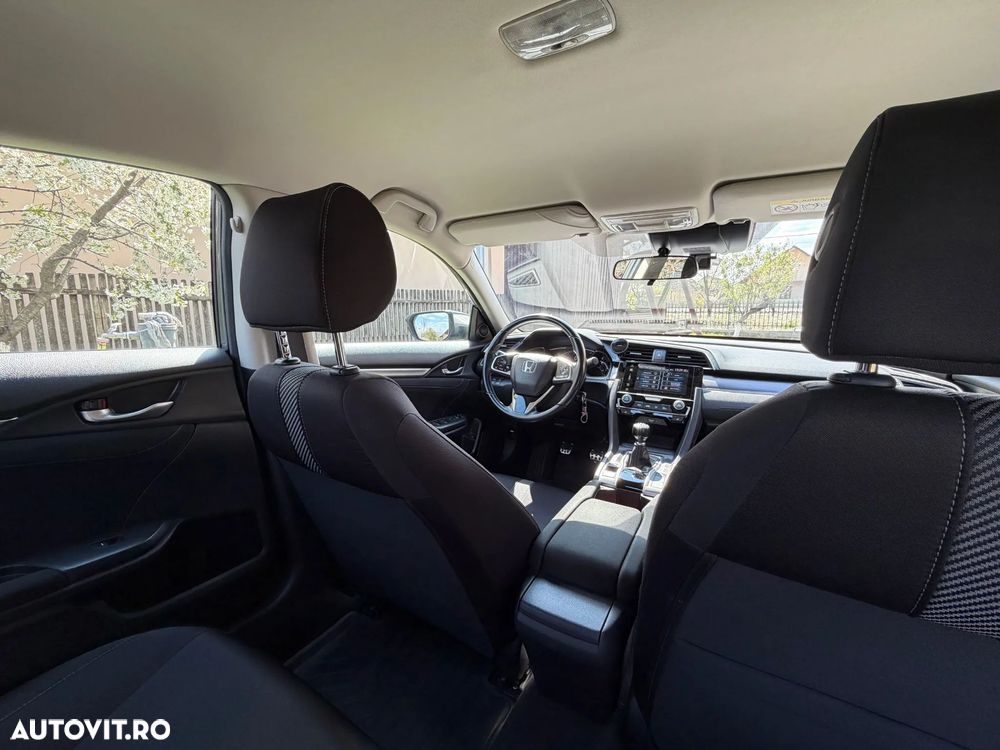 Honda Civic 1.5 VTEC Turbo Elegance Navi - 20