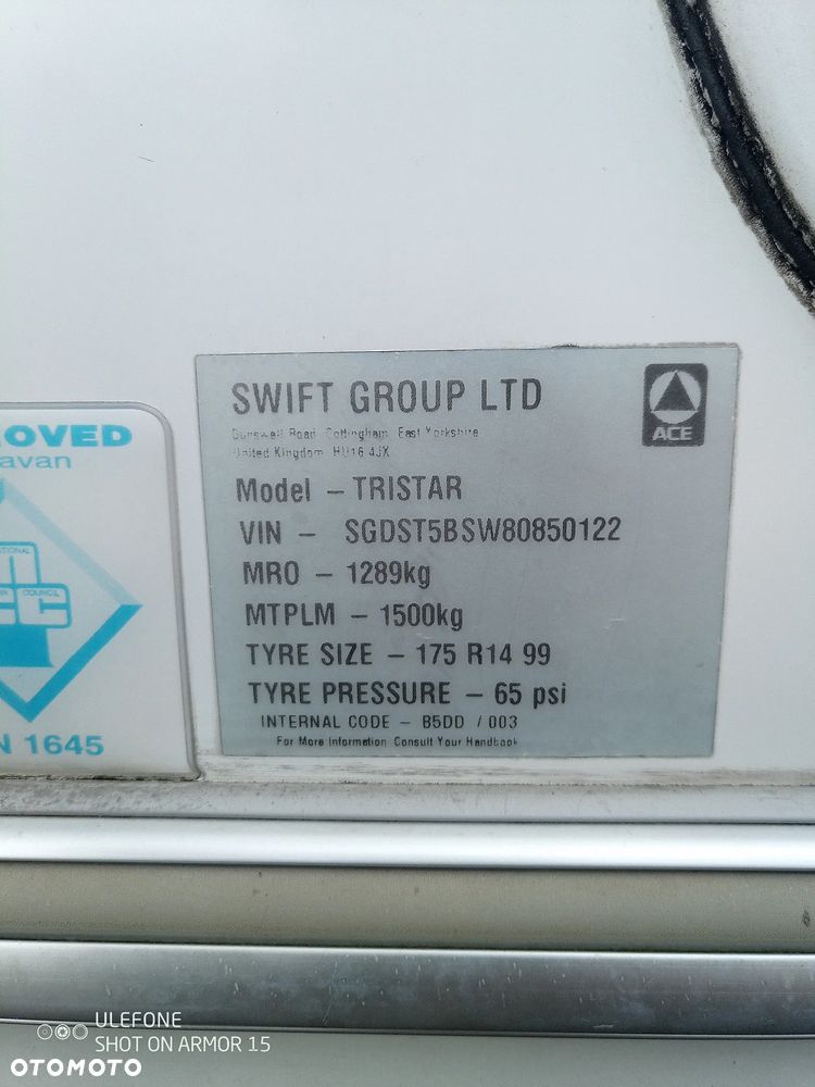 SWIFT TRISTAR T5B - 40