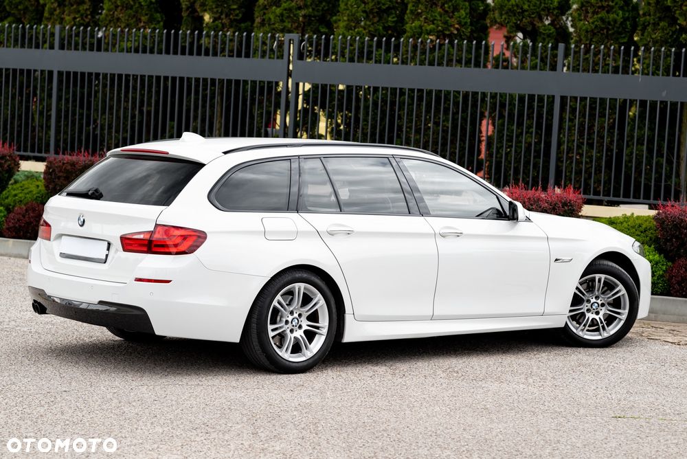 BMW Seria 5 520d - 14