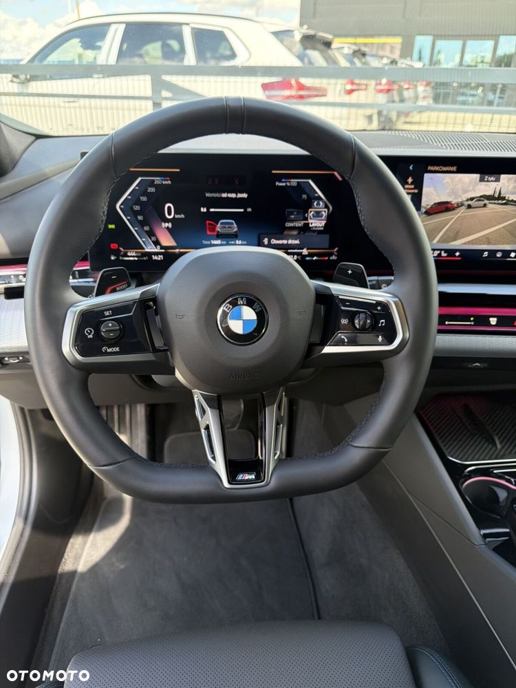 BMW Seria 5 520d xDrive mHEV M Sport - 15