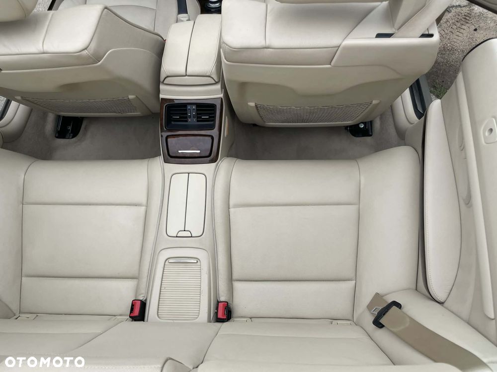 BMW Seria 3 335i - 31