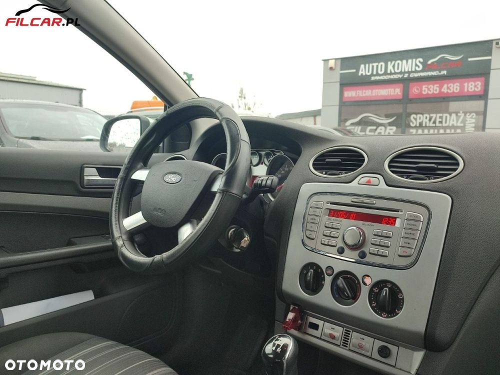 Ford Focus - 8
