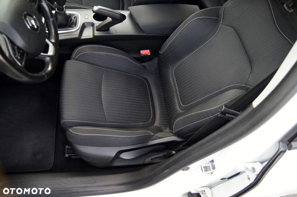 Renault Megane BLUE dCi 115 BUSINESS EDITION - 9