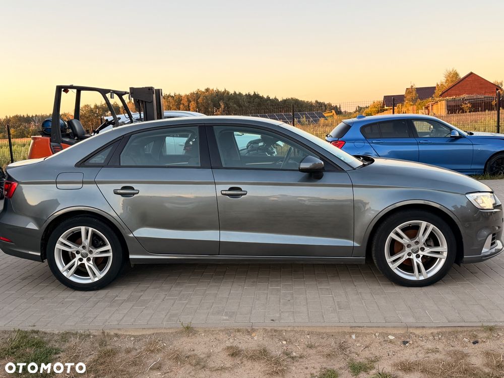 Audi A3 Limousine 30 TFSI design - 6