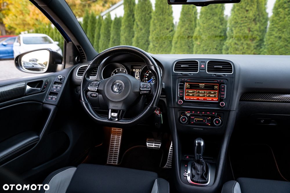 Volkswagen Golf 2.0 R - 26