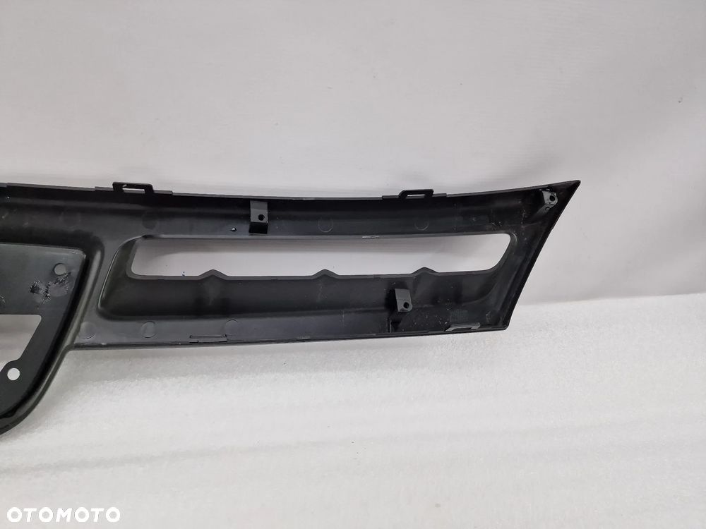 DACIA DUSTER I 10-13 NAKŁADKA CZARNA LAKIEROWANA / ATRAPA / GRILL PRZEDNI PRZÓD , NR 620789130R , NR AUKCJI GL223 - 9