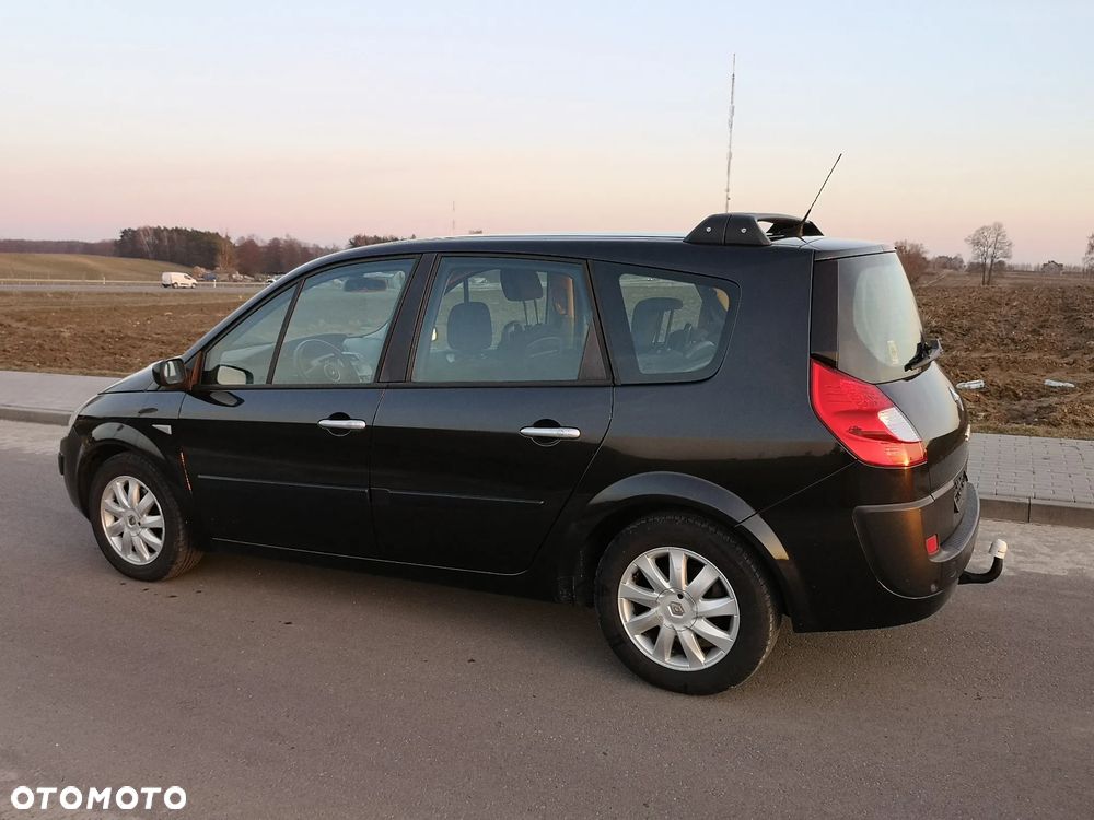 Renault Grand Scenic 2.0 16V Luxe Privilege - 21