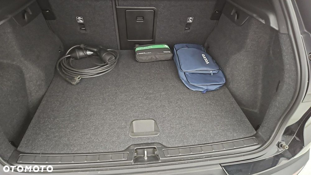 Volvo XC 40 73kWh P6 Recharge Core - 23