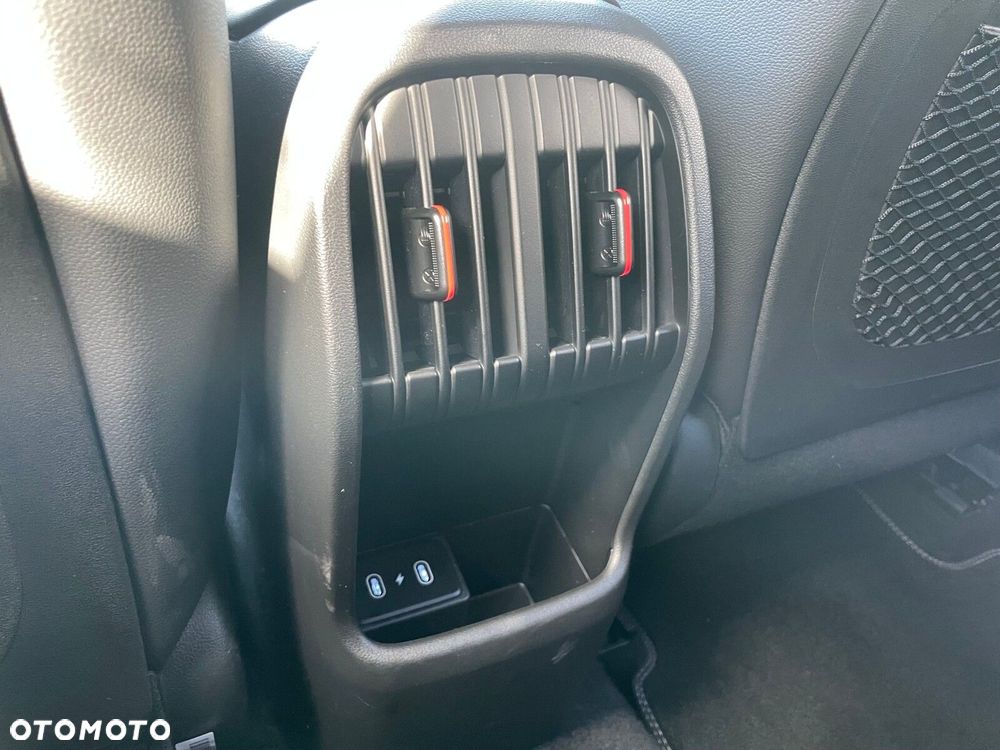 Hyundai Kona - 25