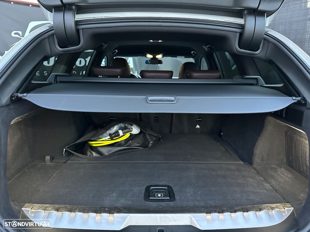 BMW 320 e Touring Line Sport Auto - 33