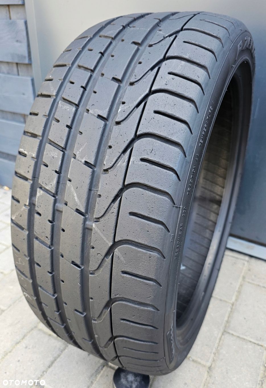 Pirelli P Zero 225/40R18 92 Y MO - 1