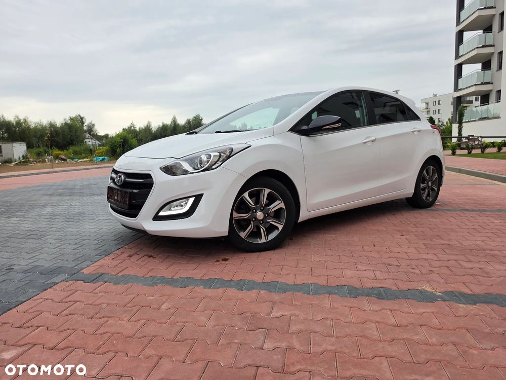 Hyundai i30 1.6 GDI BlueDrive Premium - 2