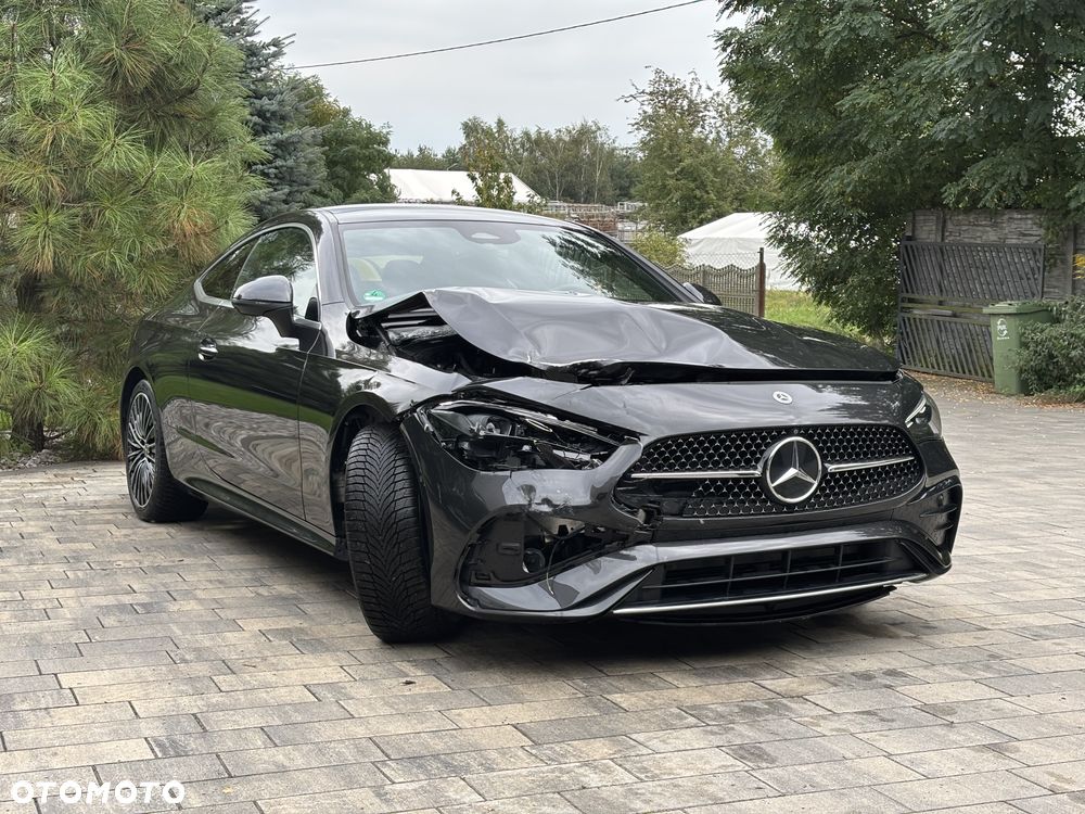 Mercedes-Benz CLE 300 4Matic 9G-TRONIC Edition AMG Line - 7