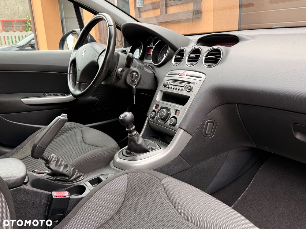 Peugeot 308 1.6 HDi Premium - 14