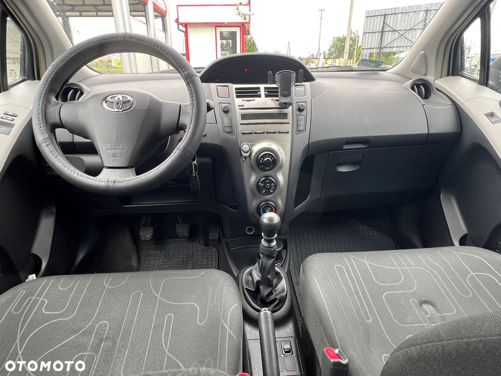 Toyota Yaris 1.4 D-4D Luna - 12