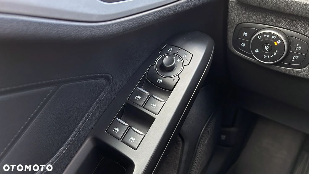 Ford Focus 1.0 EcoBoost Trend - 16