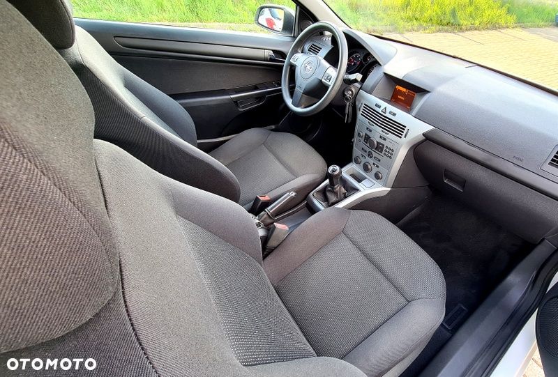 Opel Astra 1.4 Sport - 19
