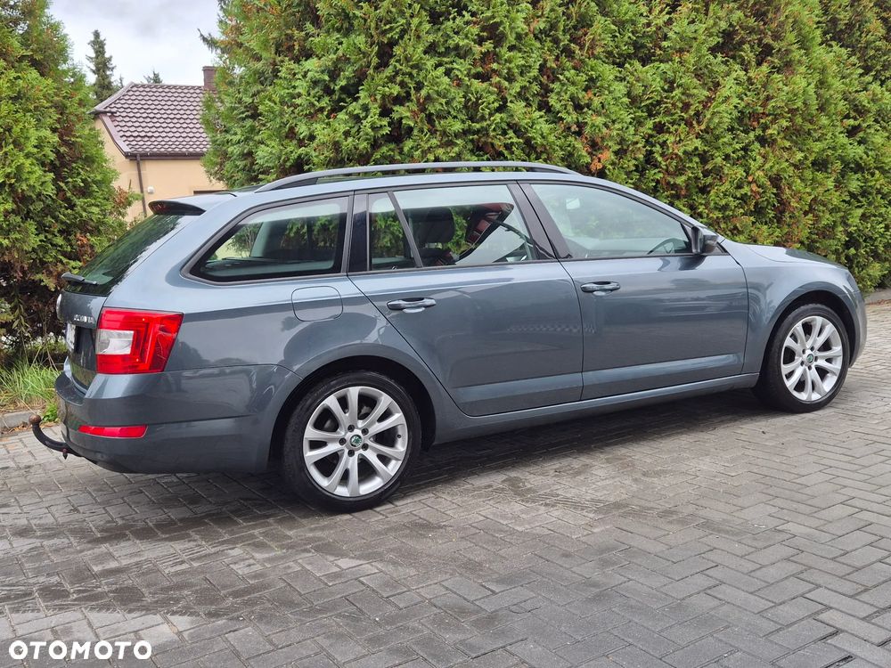 Skoda Octavia 1.6 TDI Edition DSG - 13