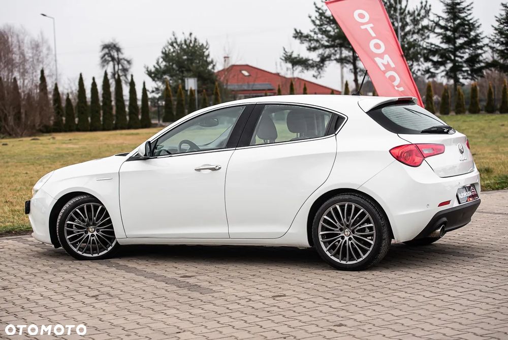 Alfa Romeo Giulietta - 12