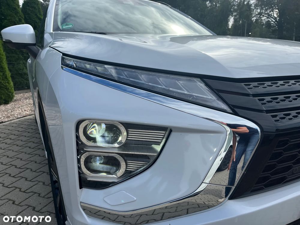 Mitsubishi Eclipse Cross Plug-In Hybrid 4WD Plus Select - 35