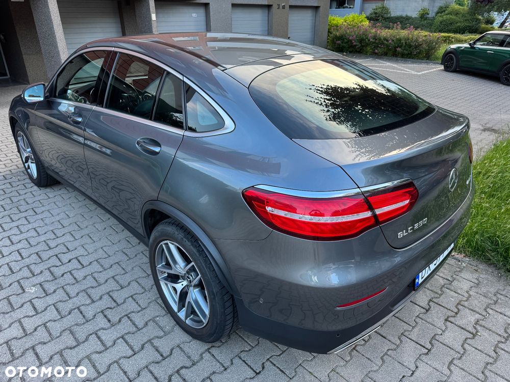 Mercedes-Benz GLC - 4