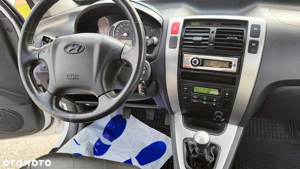 Hyundai Tucson 2.0 2WD Champion - 32