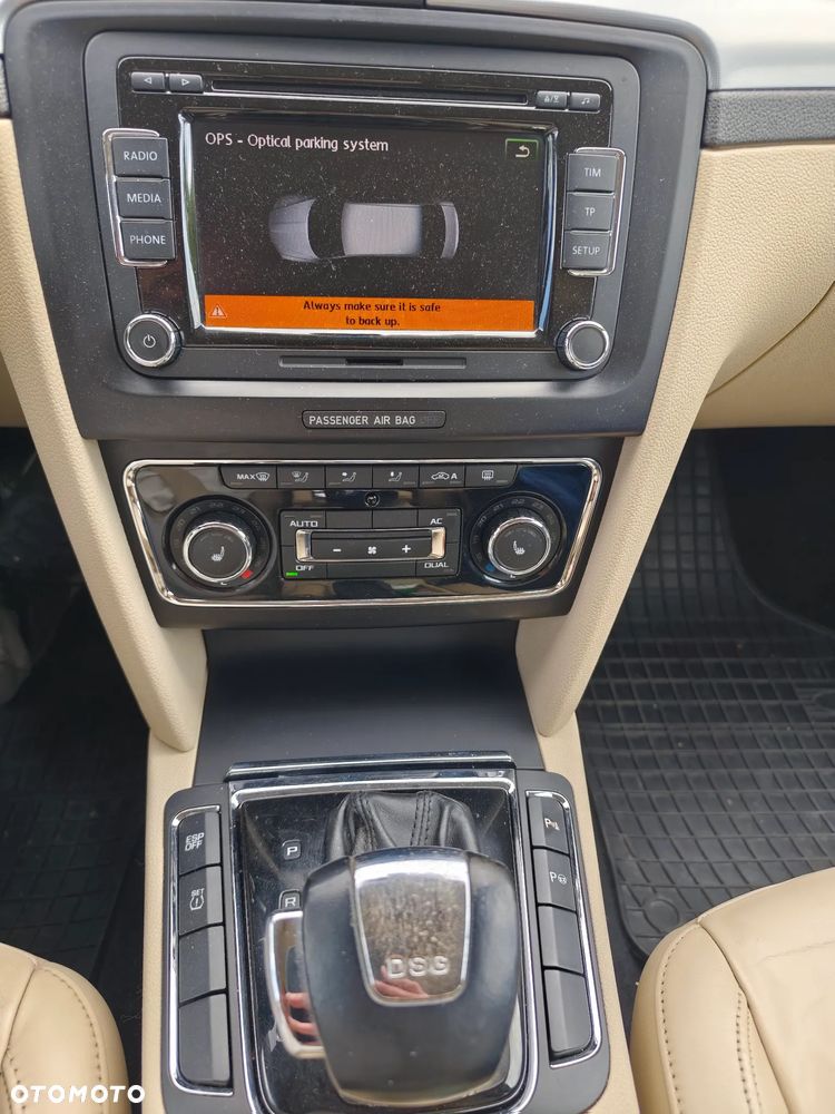 Skoda Superb 1.8 TSI Elegance DSG - 13