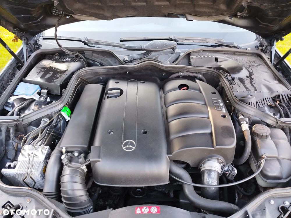 Mercedes-Benz Klasa E 200 CDI Classic - 2