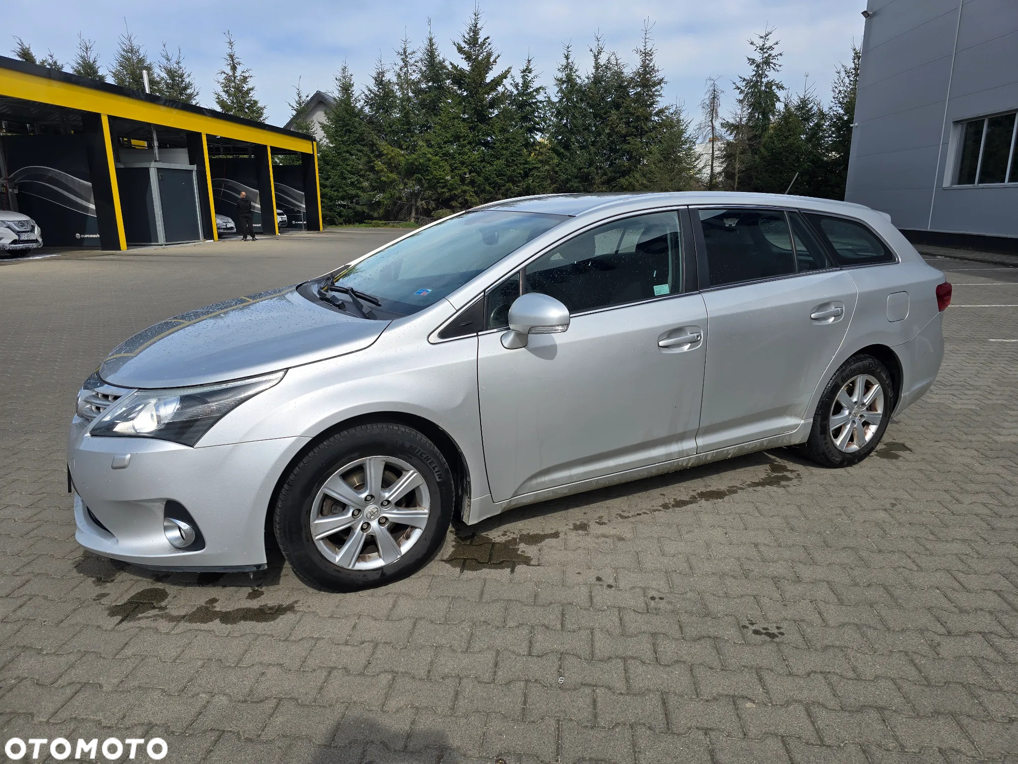 Toyota Avensis 2.0 D-4D Premium - 10