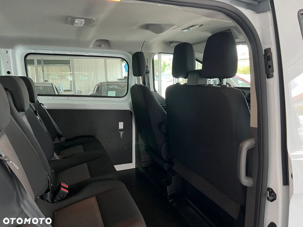 Ford Transit Custom - 32