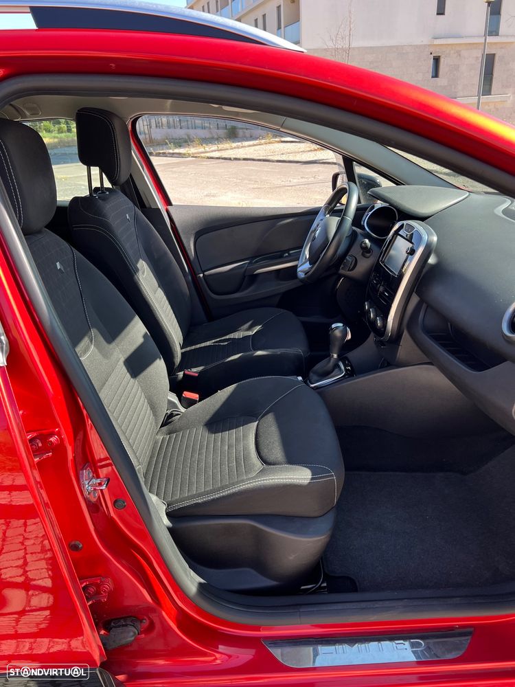 Renault Clio Sport Tourer - 24