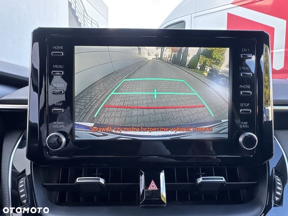 Toyota Corolla 1.8 Hybrid Comfort - 23