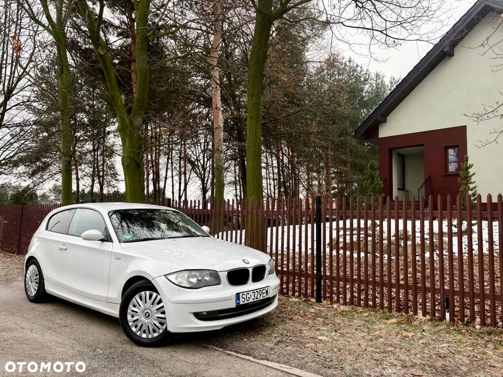 BMW Seria 1 120d DPF Edition Sport - 15