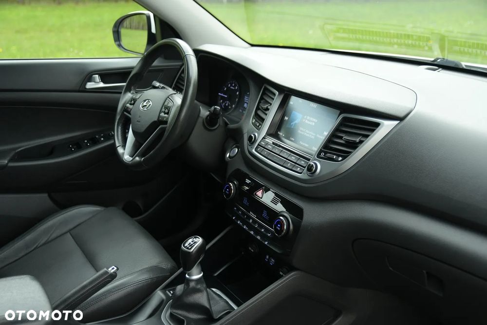 Hyundai Tucson 1.6 GDi 2WD Select - 19