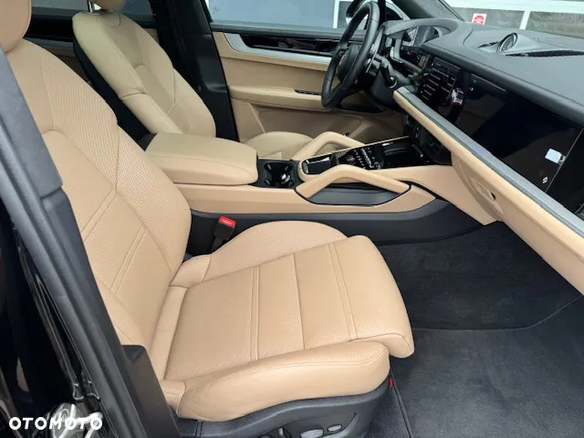 Porsche Cayenne Coupe S E-Hybrid PHEV - 9
