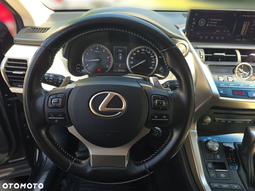 Lexus NX 300 Comfort AWD - 14