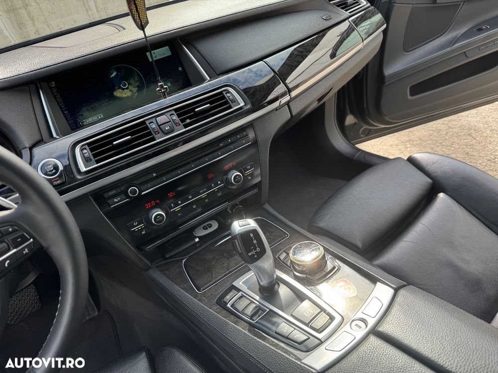 BMW Seria 7 730d xDrive - 20