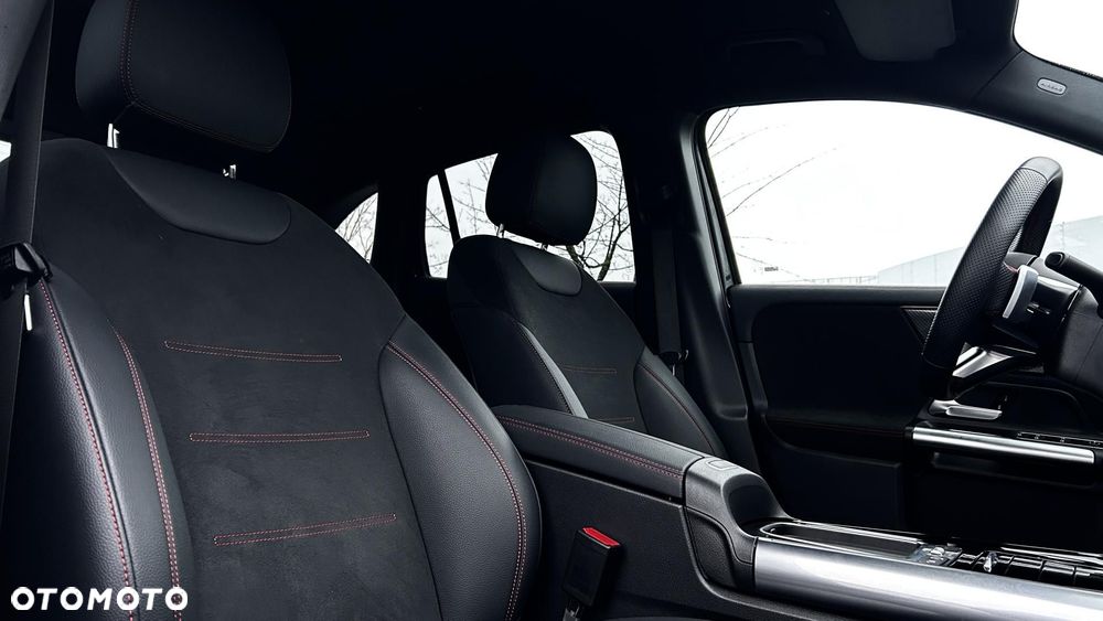 Mercedes-Benz GLA 200 AMG Line - 23