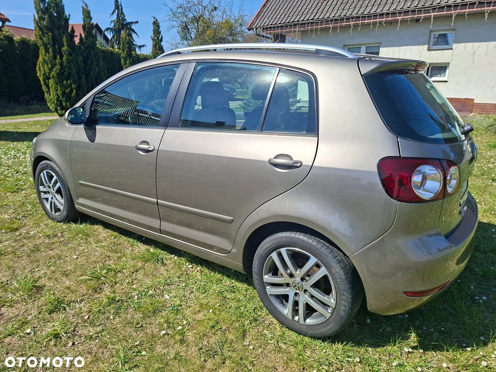 Volkswagen Golf Plus 2.0 TDI Highline - 3