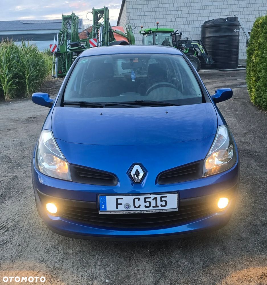 Renault Clio 1.2 16V Exception - 10