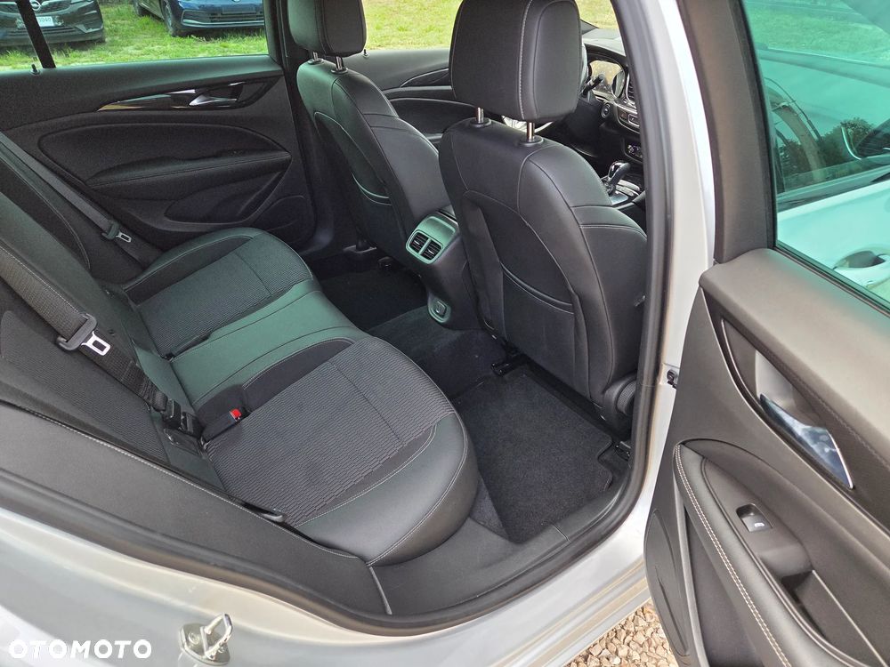 Opel Insignia 2.0 CDTI Ultimate S&S - 9
