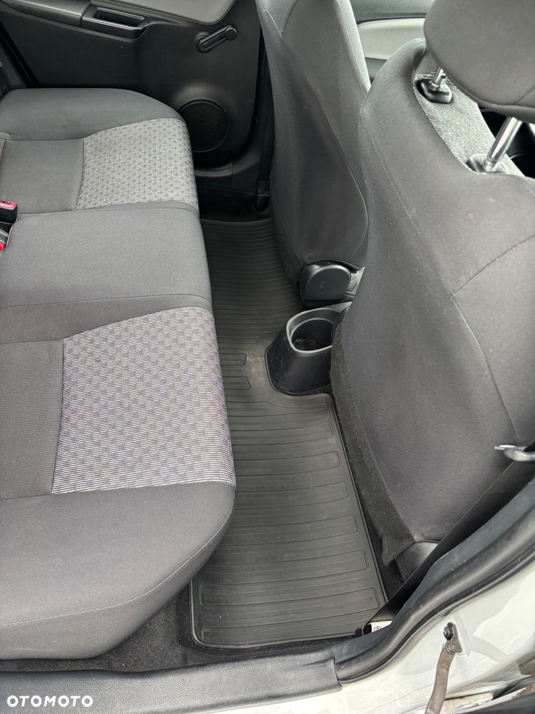 Toyota Yaris 1.0 Life - 21