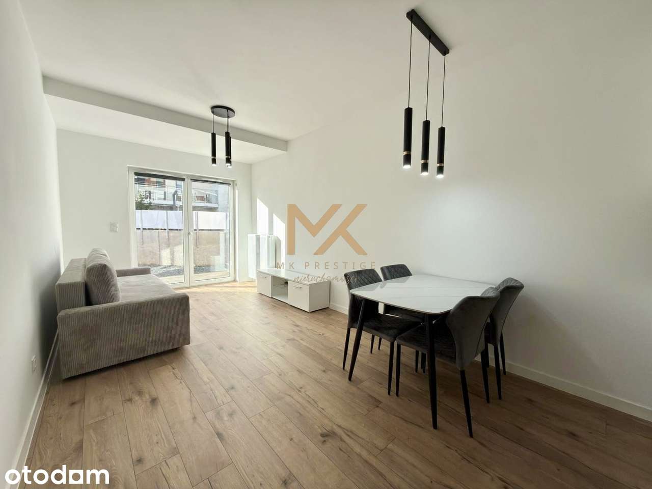 Apartament z ogrodem/ miejsce postojowe/ NOWE !