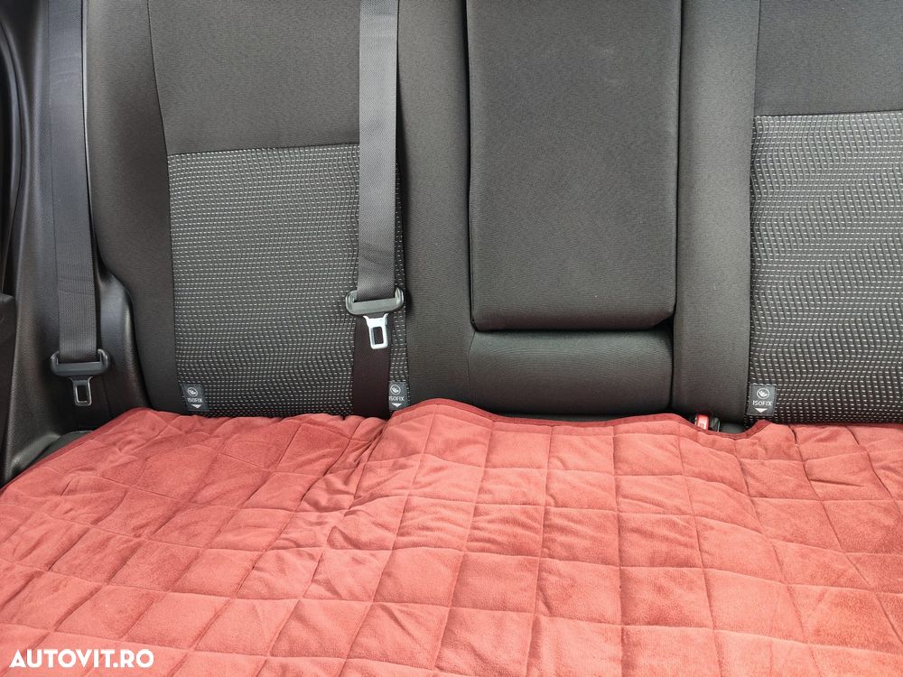 Toyota Auris 2014 photo 4