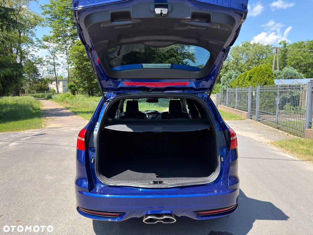 Ford Focus 2.0 TDCi ST mit Leder-Sport-Paket - 21
