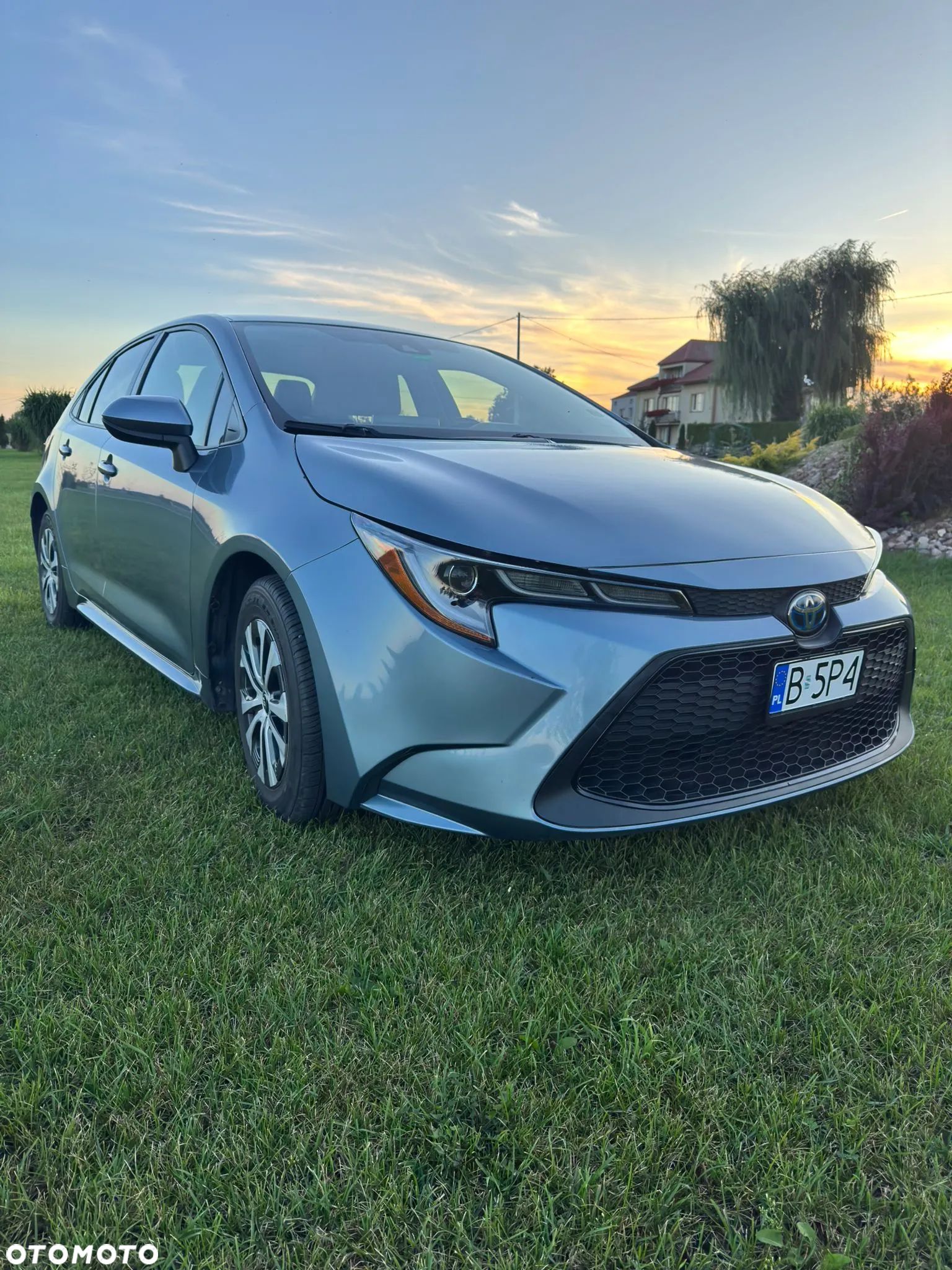 Toyota Corolla 1.8 Hybrid Executive - 1